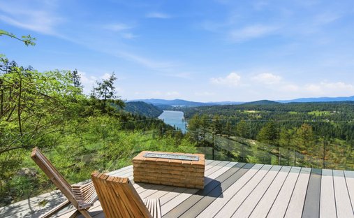 Bungalow in Coeur d'Alene, Idaho, United States 1