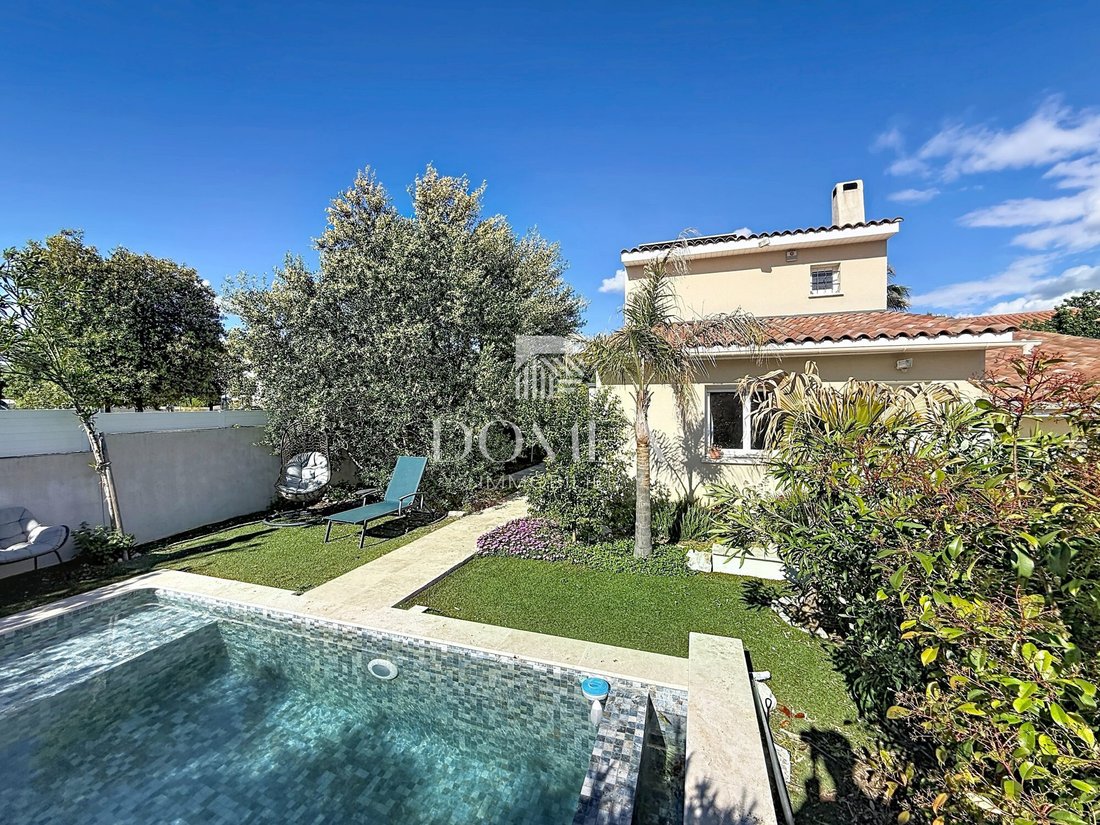 Villa in Le Cres, Occitania, France 1 - 17857221