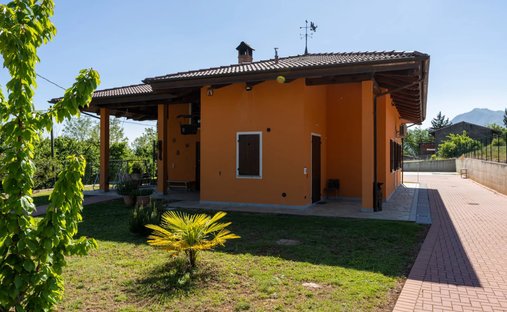 Villa in Piossasco, Piedmont, Italy 1