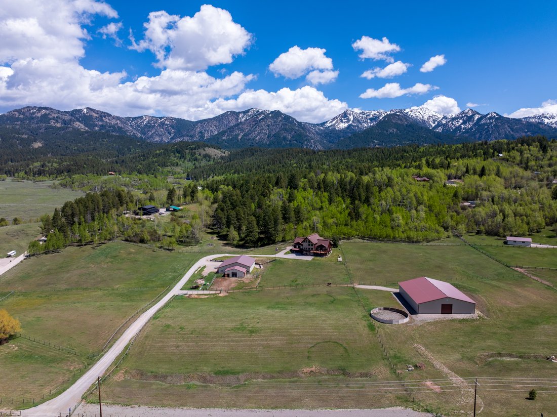 House in Alpine, Wyoming, United States 4 - 17851082