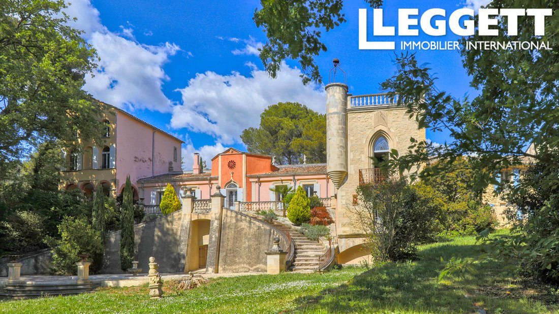 Villa in Lourmarin, Provence-Alpes-Côte d'Azur, France 1 - 17856489