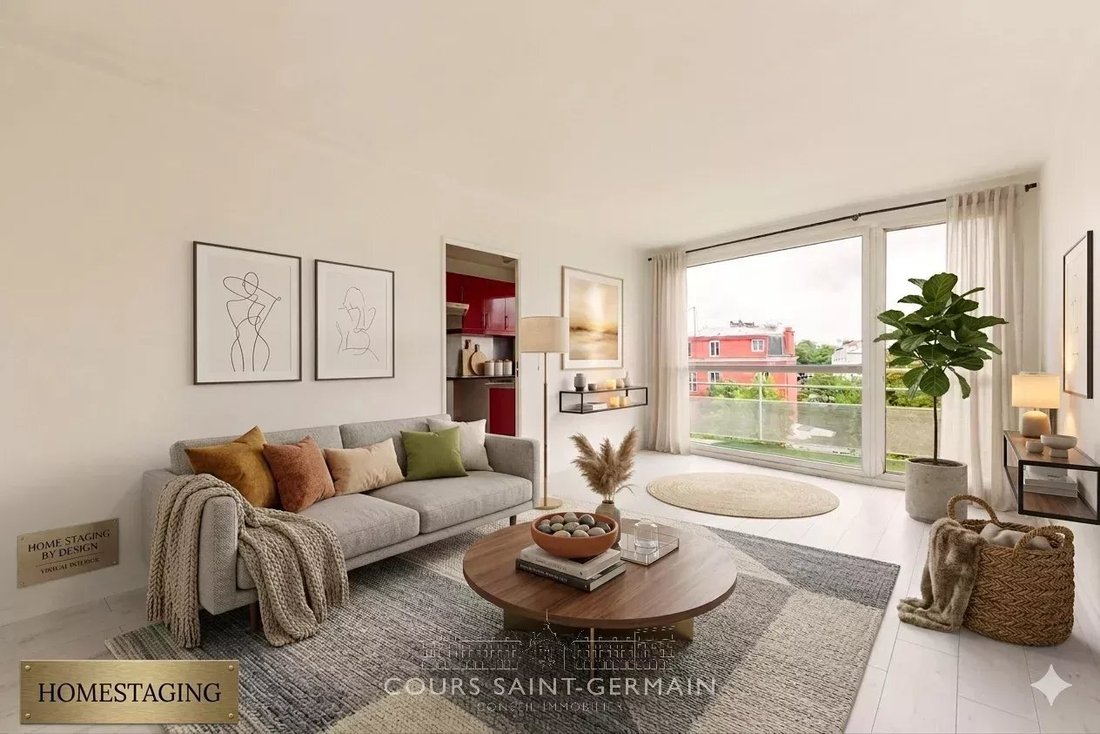 Apartment in Arrondissement of Bobigny, Ile-de-France, France 1 - 17853047