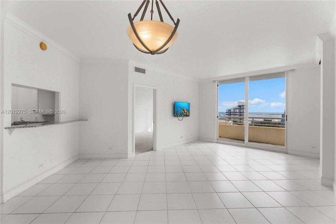 Condo in Miami, Florida, United States 5 - 17852752
