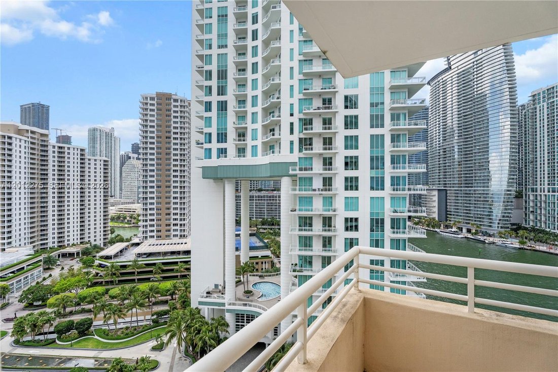 Condo in Miami, Florida, United States 4 - 17852752