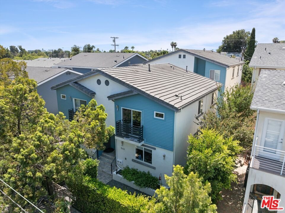 Los Angeles, California, United States 1 - 17852746