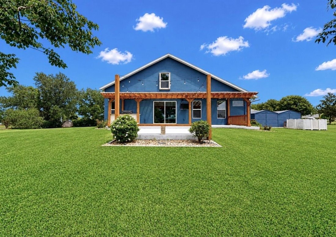 House in Dover, Florida, United States 5 - 17853538