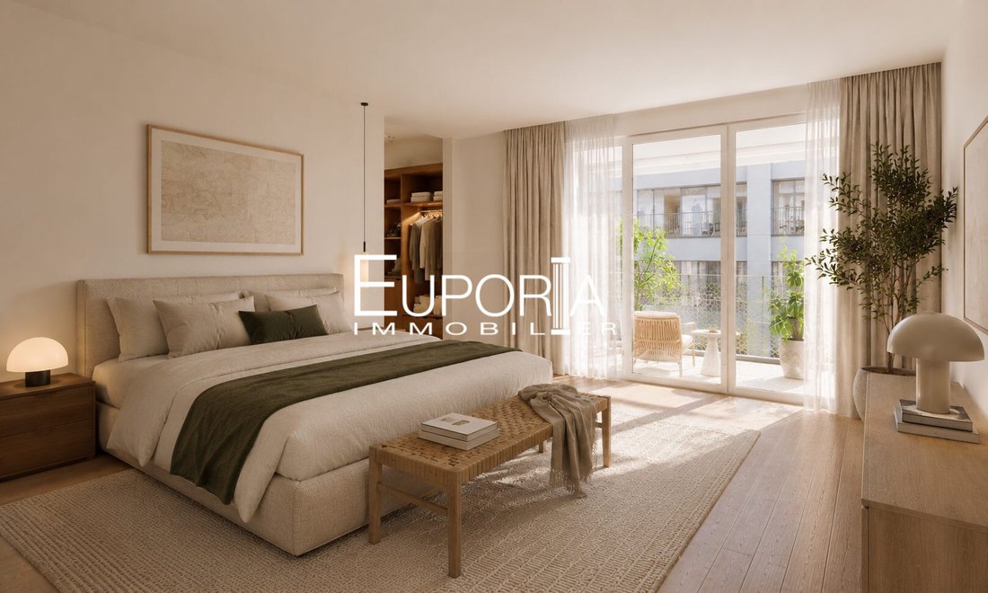 Apartment in Elysées-Madeleine, Paris 8e Arrondissement, Paris 4 - 17857187