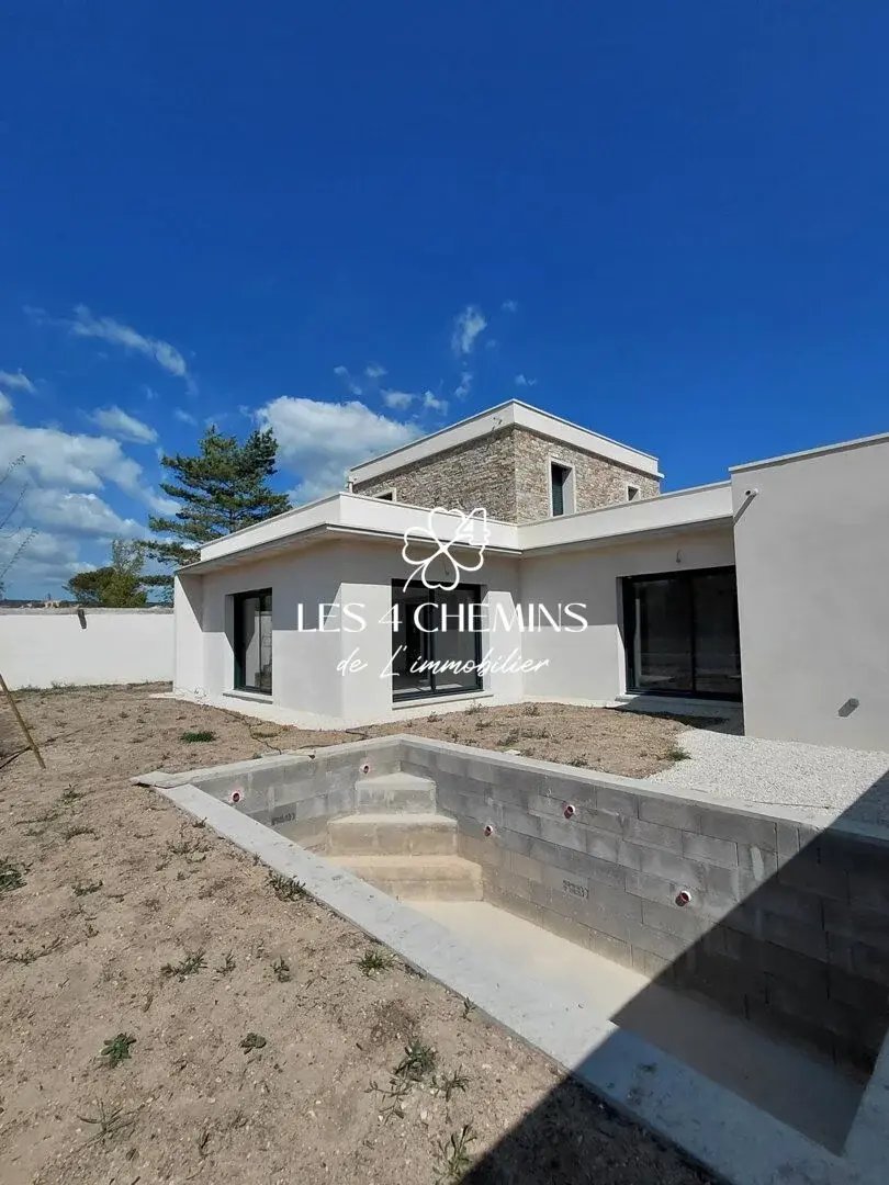 House in Pourrieres, Provence-Alpes-Côte d'Azur, France 2 - 17817281