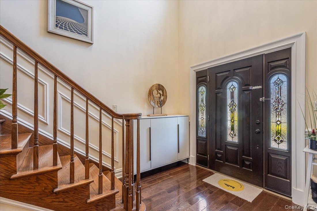 House in Albertson, New York, United States 5 - 17852098