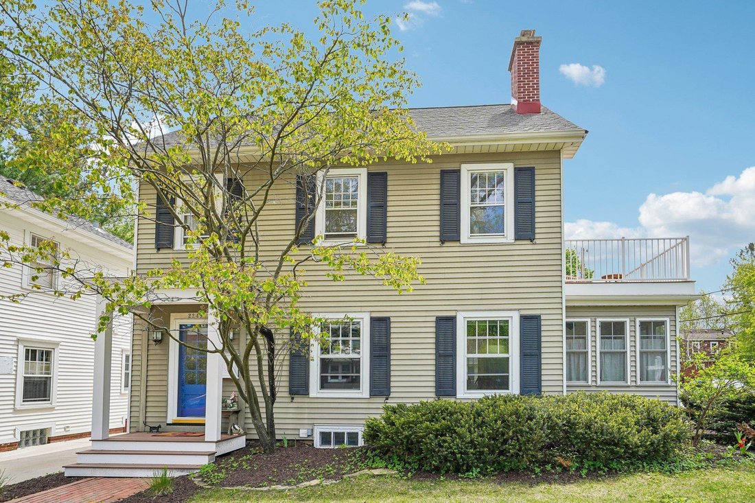 House in Maple Bluff, Wisconsin, United States 1 - 17854623