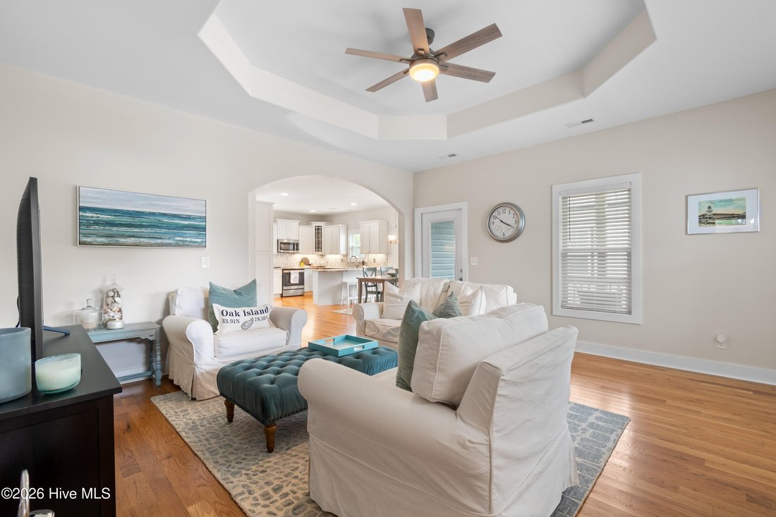 House in Oak Island, North Carolina, United States 5 - 17851816
