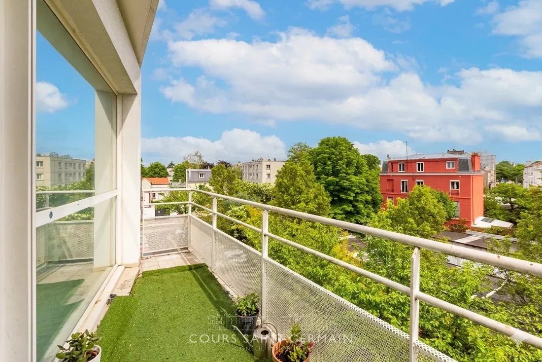 Apartment in Arrondissement of Bobigny, Ile-de-France, France 2 - 17853047