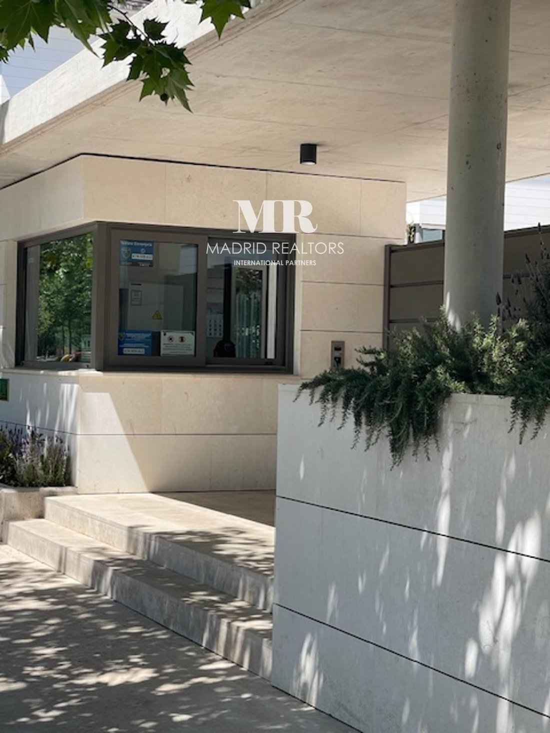 Apartment in La Moraleja, Alcobendas, Comunidad de Madrid 3 - 17854439