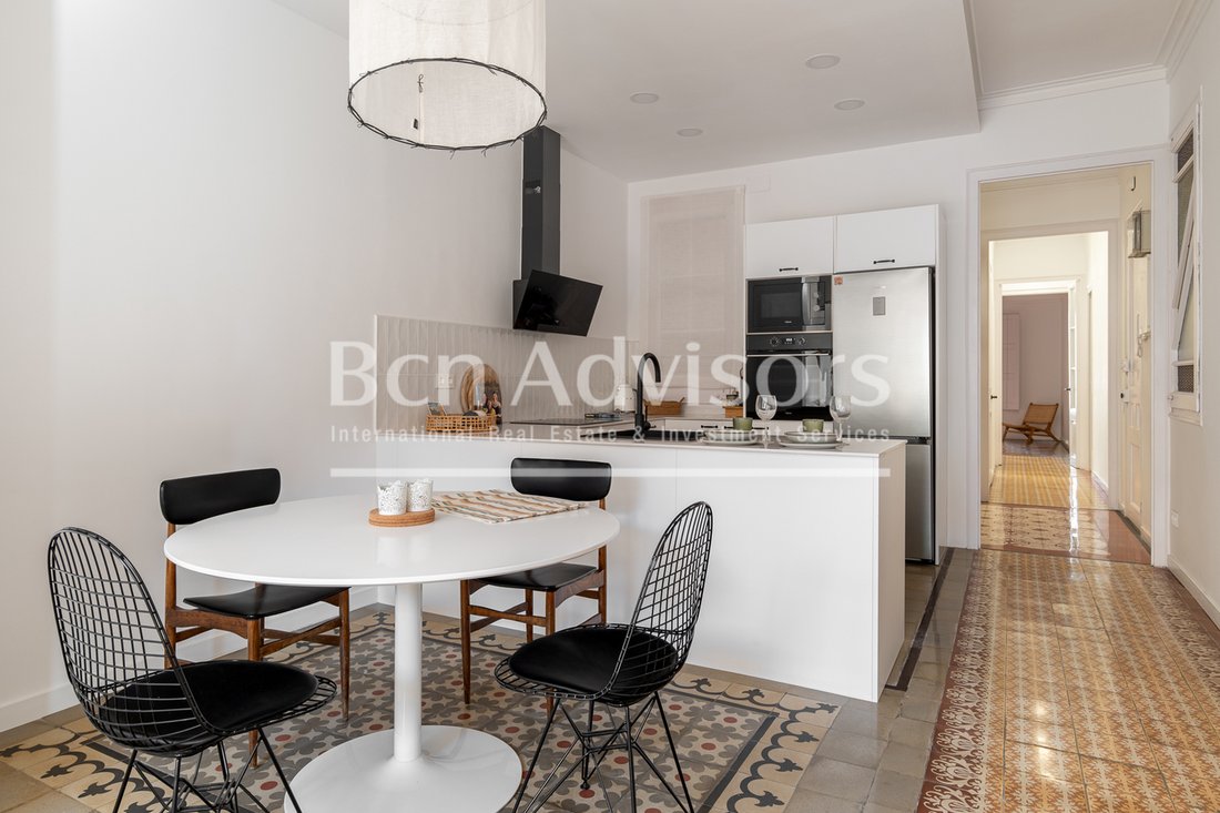 Apartment in Eixample, Barcelona, Spain 5 - 17856525