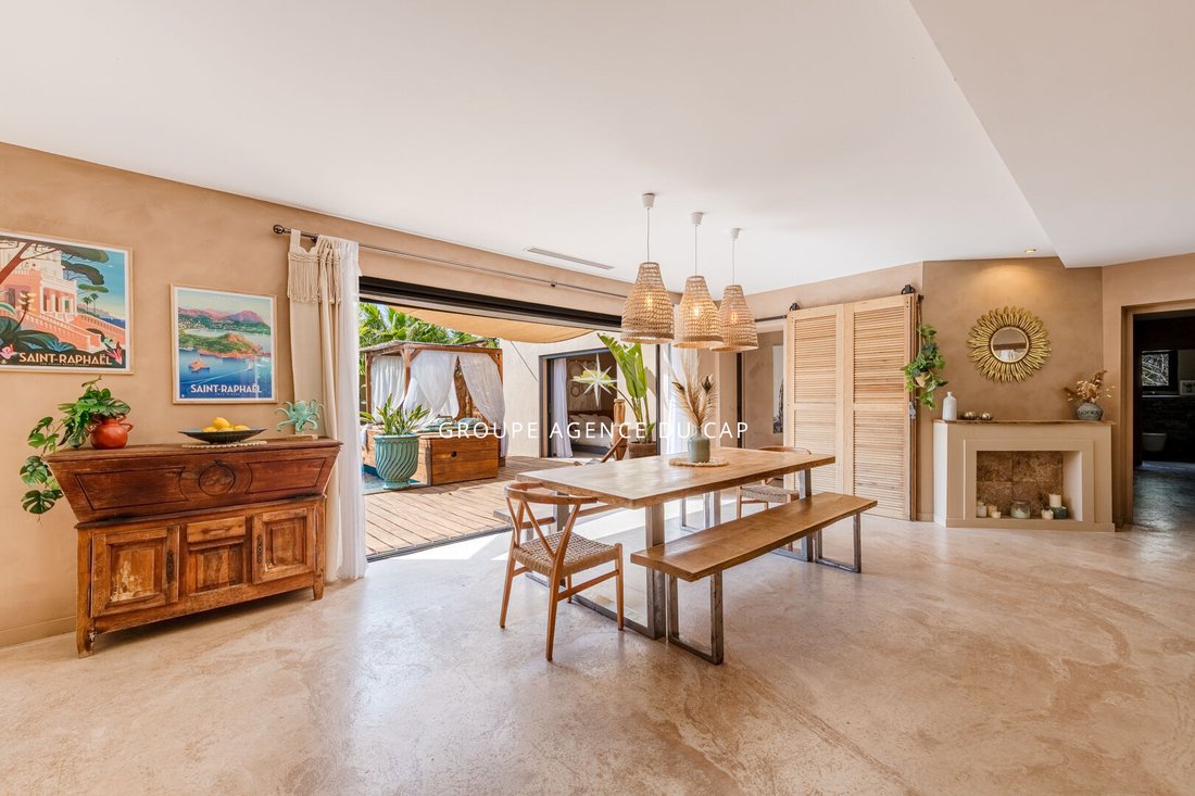 Villa in Tour de Mare, Frejus, France 2 - 17856204