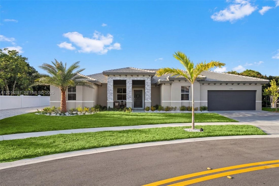 House in Miami, Florida, United States 1 - 17855231