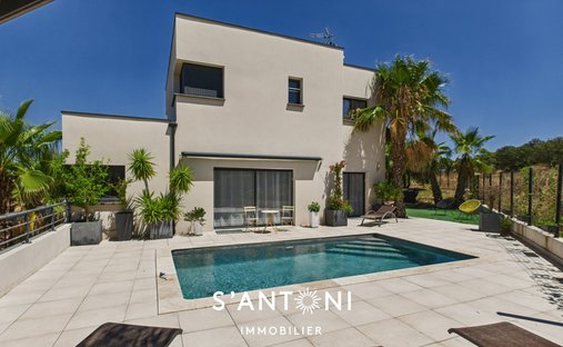 House in Cooperative, Agde, France 1