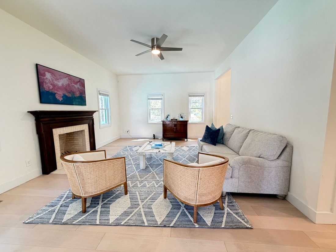Hampton Bays, New York, United States 3 - 17735522