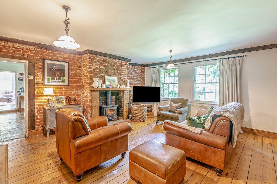 House in Hertsmere, England 2 - 17851719