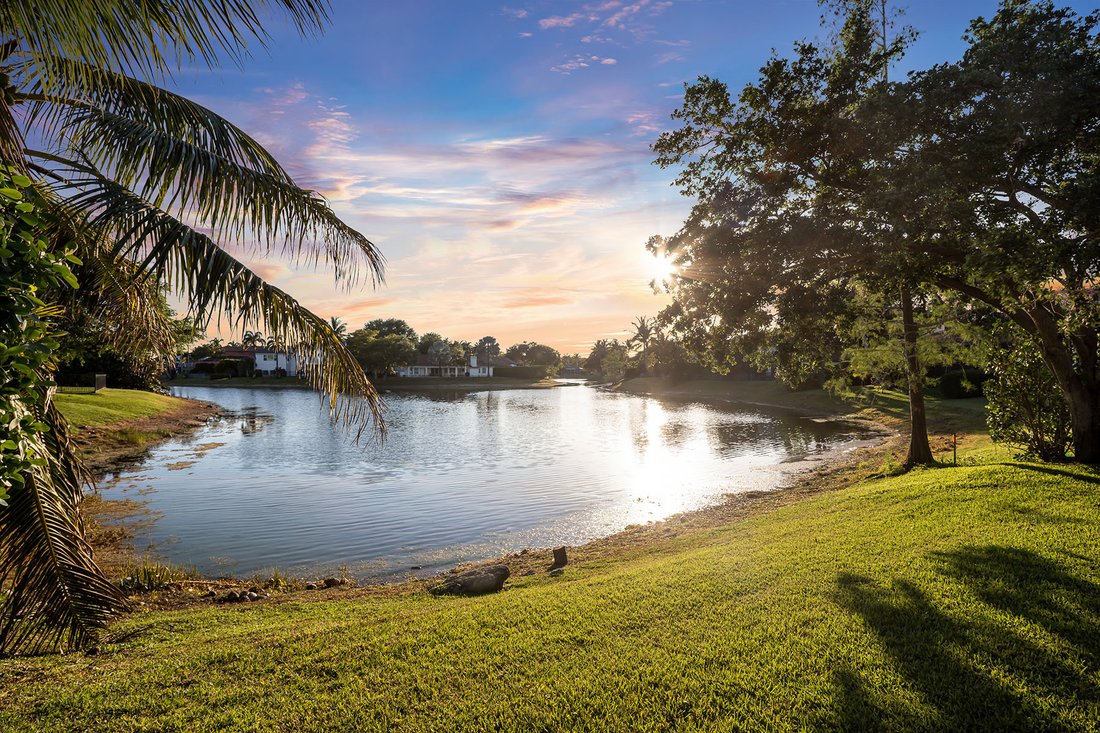 House in Naples, Florida, United States 4 - 17853038