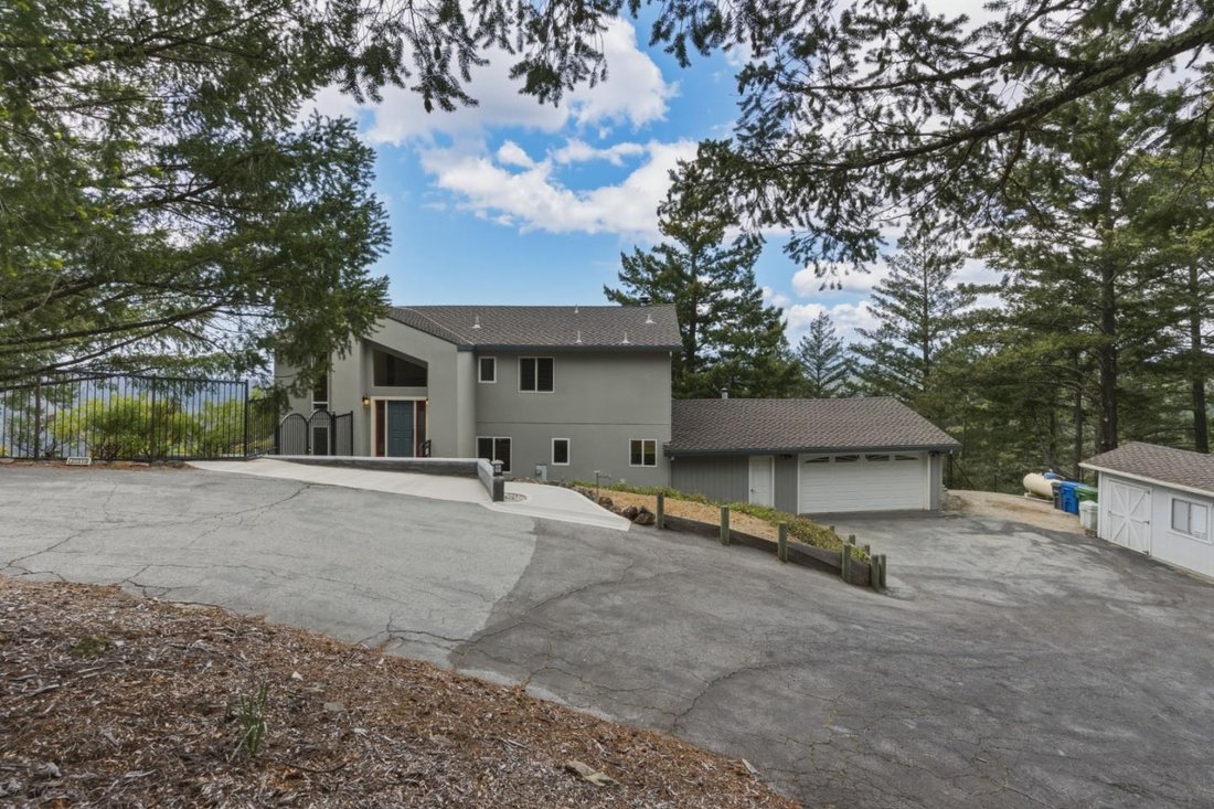 House in Los Gatos, California, United States 2 - 17851515