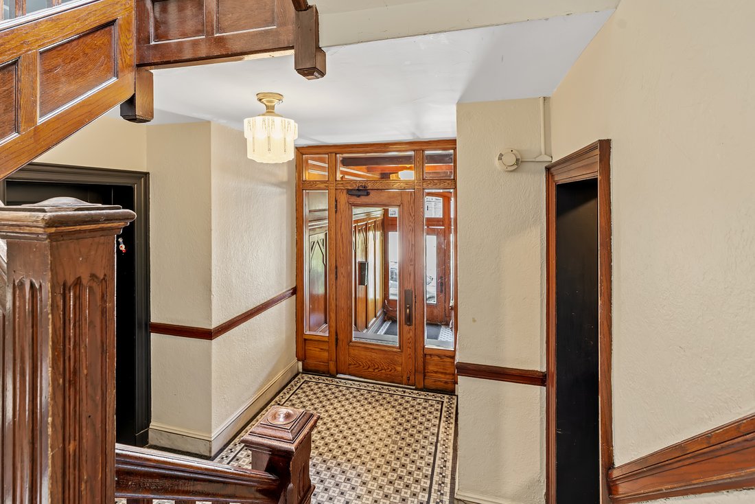 Condo in Brookline, Massachusetts, United States 5 - 17857300