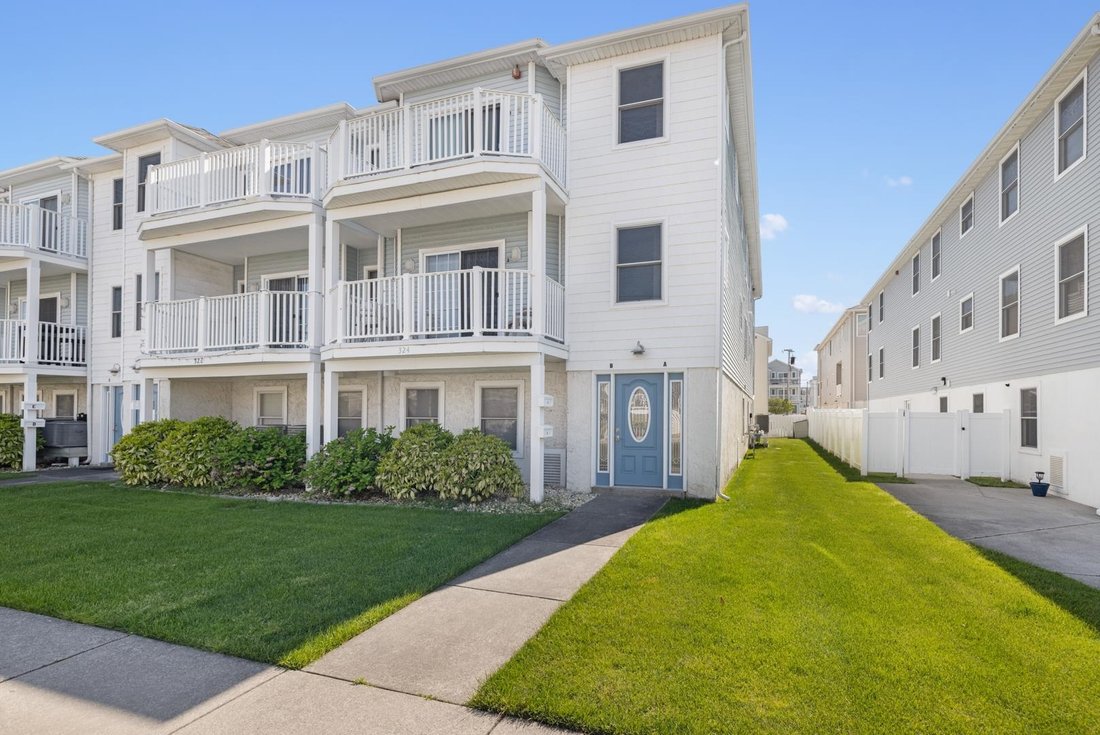 Condo in Wildwood, New Jersey, United States 1 - 17854494
