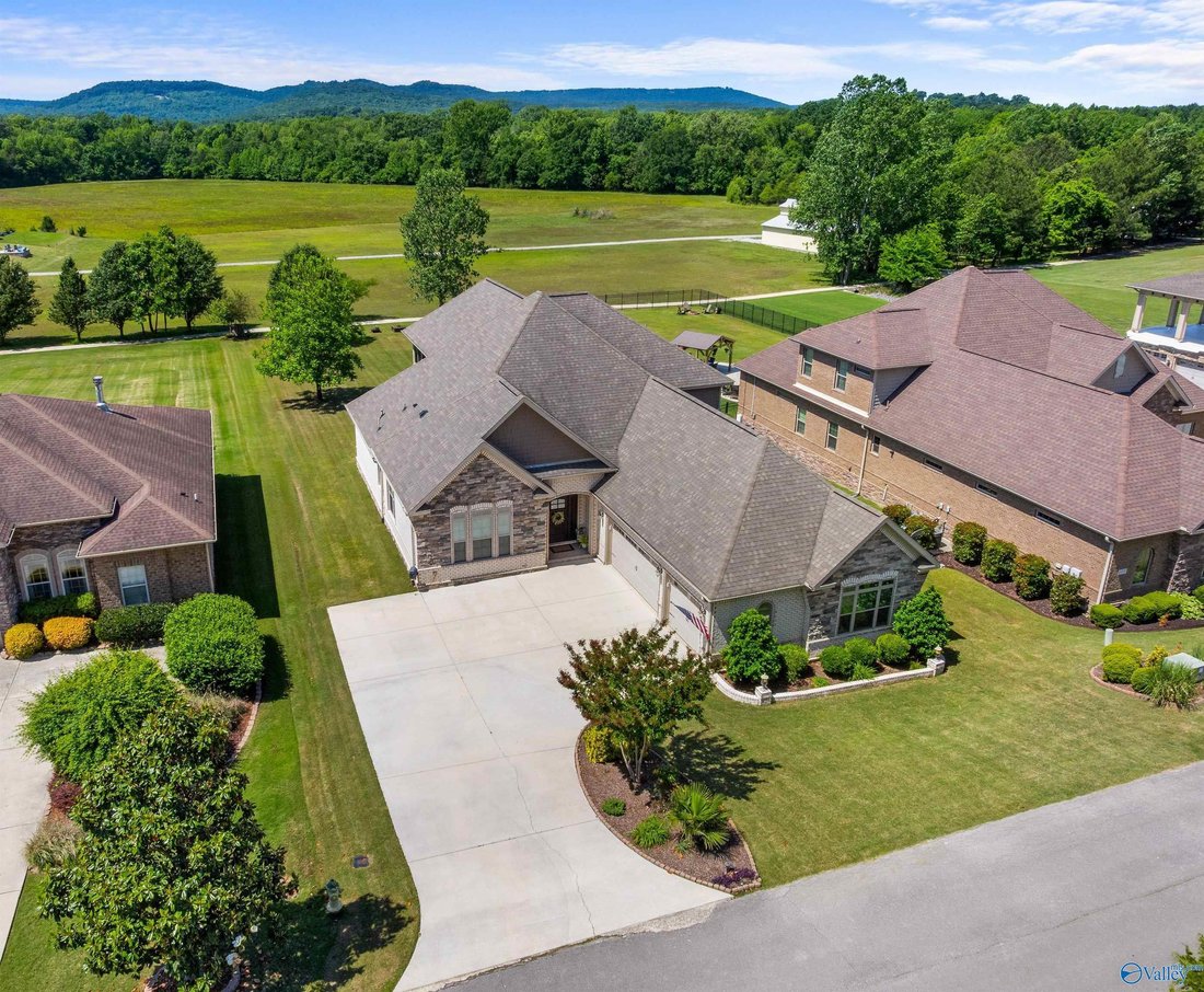 House in Redstone Arsenal, Alabama, United States 2 - 17680995