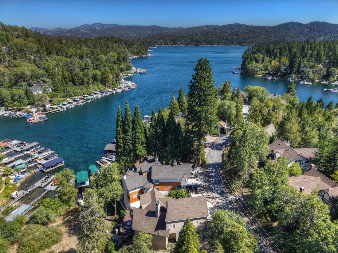 House in Lake Arrowhead, California, United States 1 - 17852423
