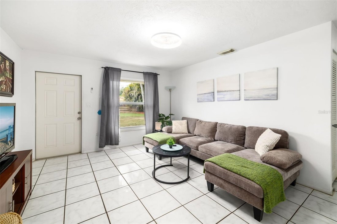 Sarasota, Florida, United States 5 - 17854979