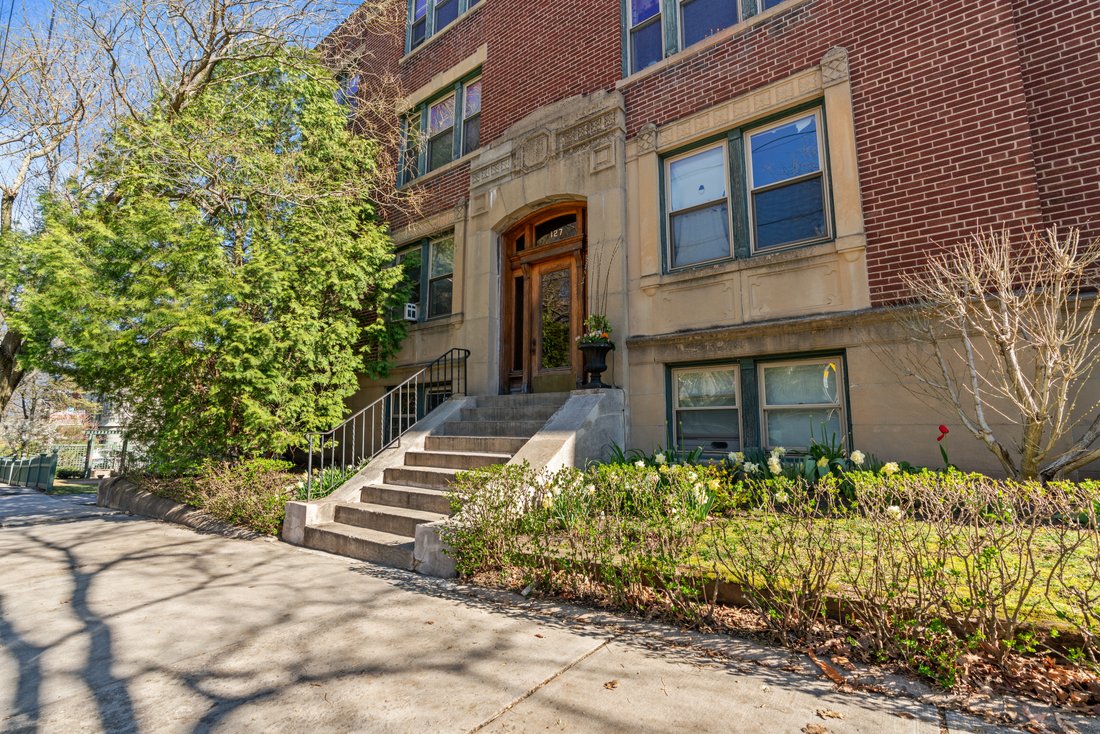 Condo in Brookline, Massachusetts, United States 1 - 17857300