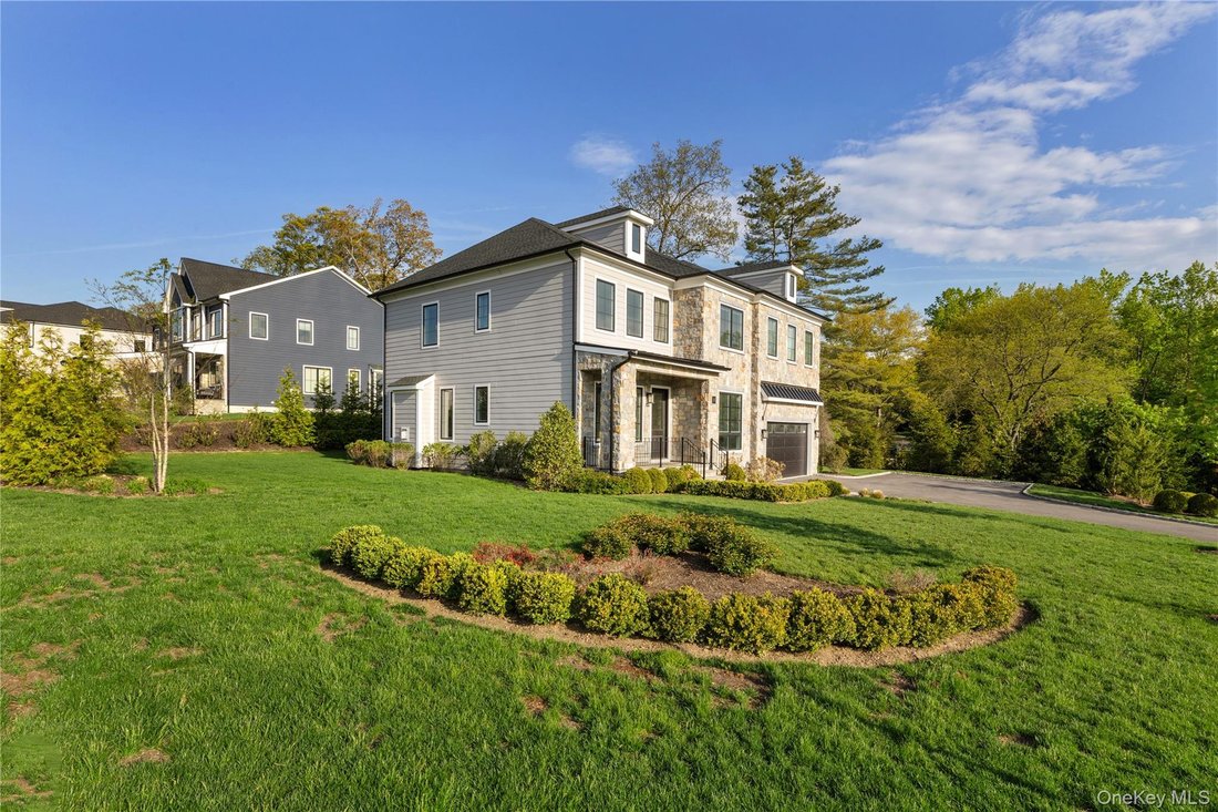House in Manhasset, New York, United States 2 - 17857019