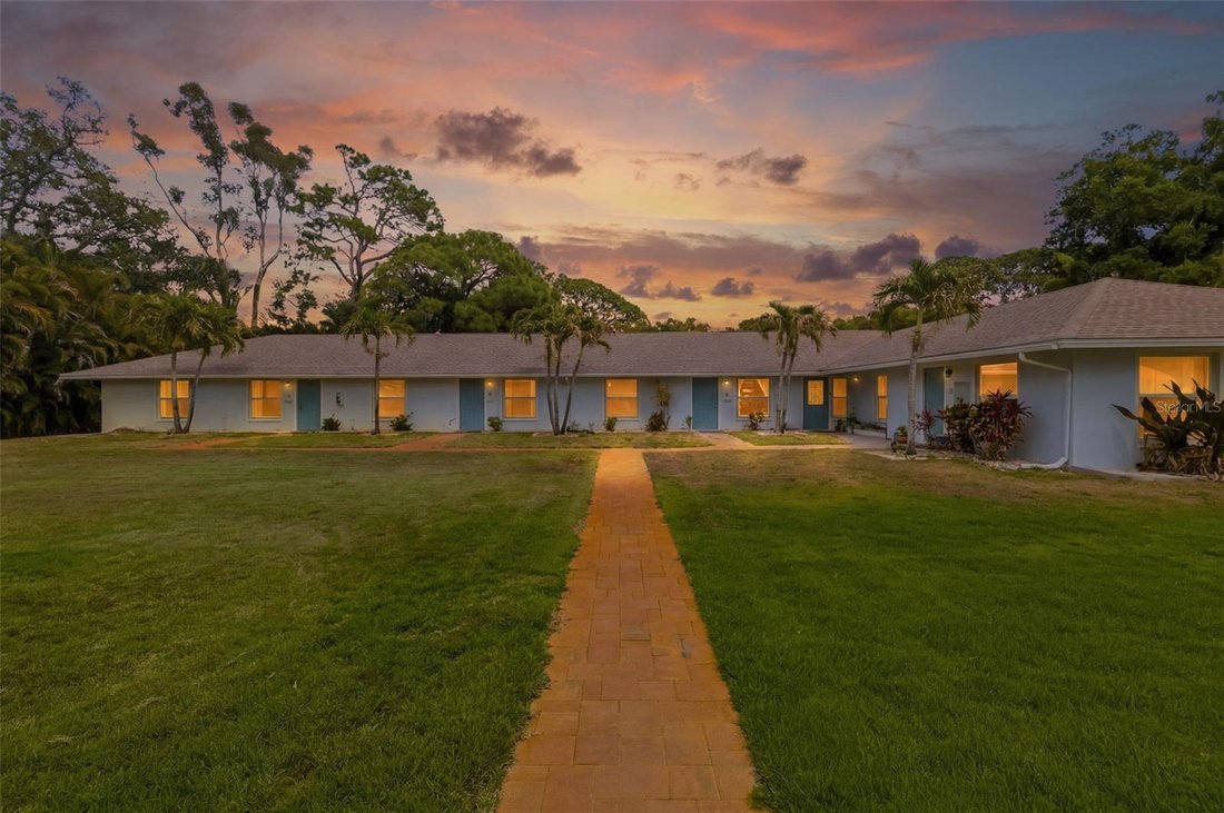 Sarasota, Florida, United States 2 - 17854979