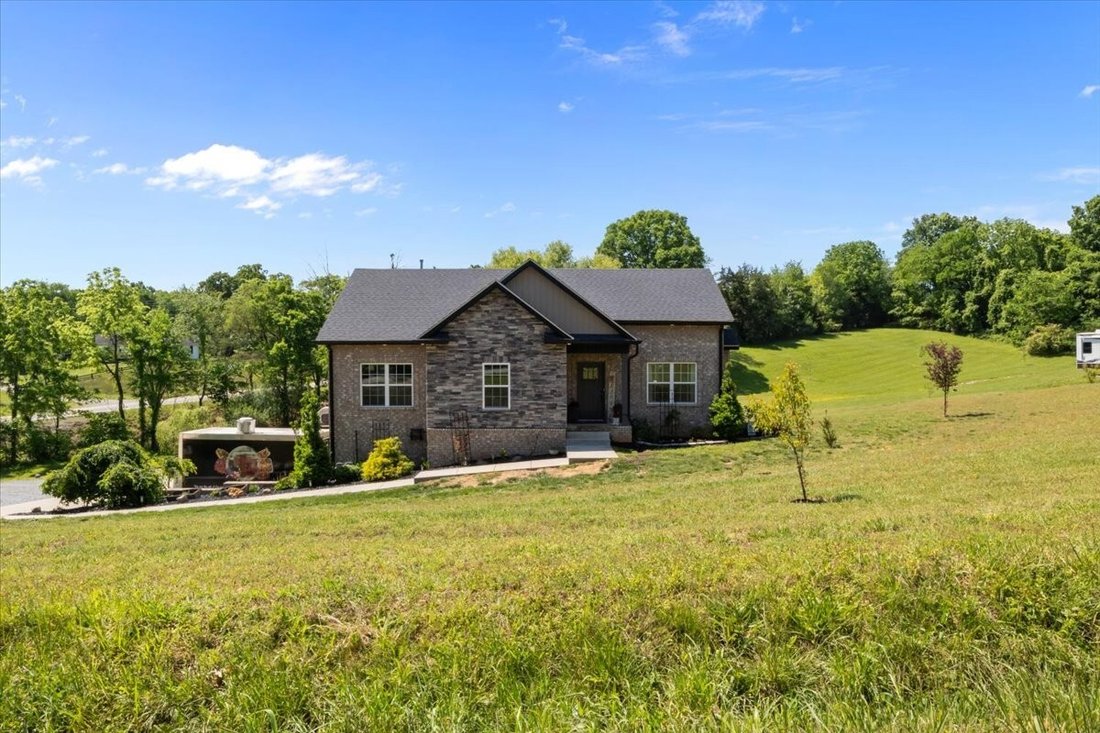House in Cunningham, Tennessee, United States 5 - 17855672