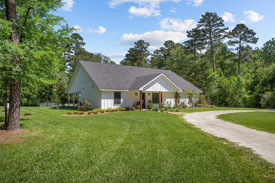 House in Crockett, Texas, United States 4 - 17851997
