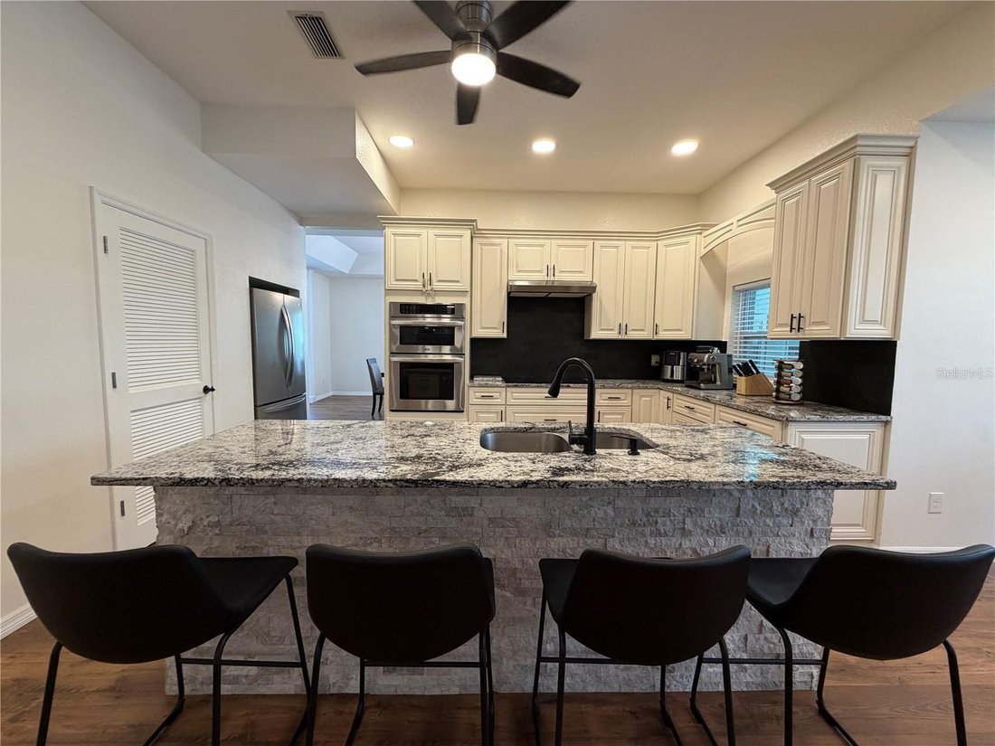 House in Tarpon Springs, Florida, United States 2 - 17855011