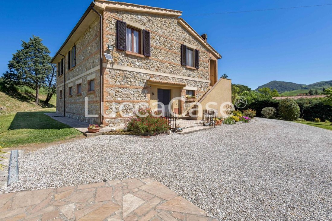 Country House in Volterra, Tuscany, Italy 3 - 17851663