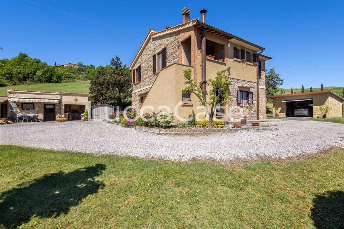 Country House in Volterra, Tuscany, Italy 4 - 17851663