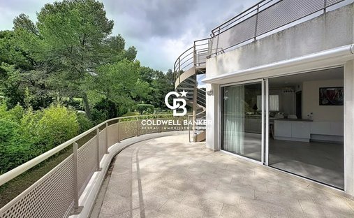 Appartement à Valescure-Vaulongue-Clair Bois-Vallon Suveret, Saint-Raphaël, France 1