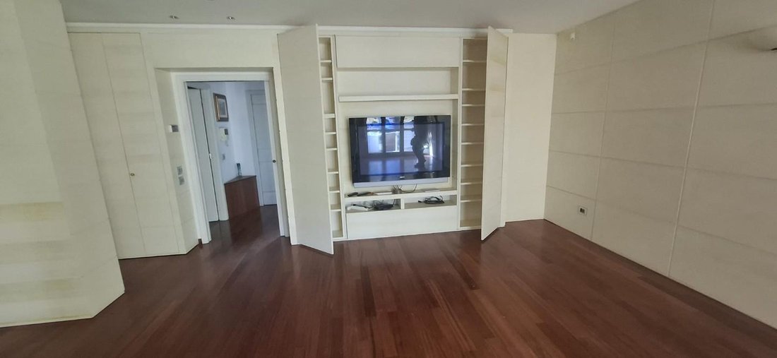 House in Station Area, Empoli, Tuscany 4 - 17854562