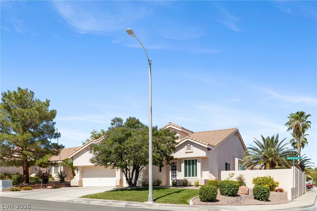 House in Henderson, Nevada, United States 3 - 17854349