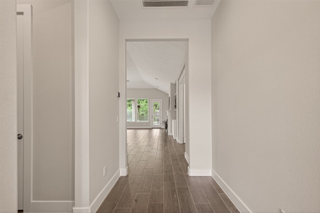 House in Houston, Texas, United States 5 - 17702888