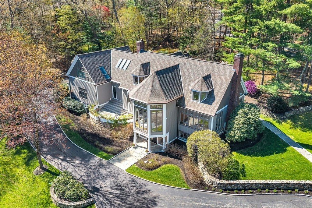 House in Weston, Massachusetts, United States 2 - 17855873