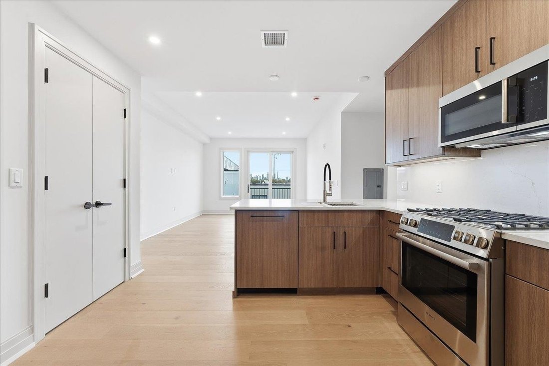 Condo in Hoboken, New Jersey, United States 3 - 17853985