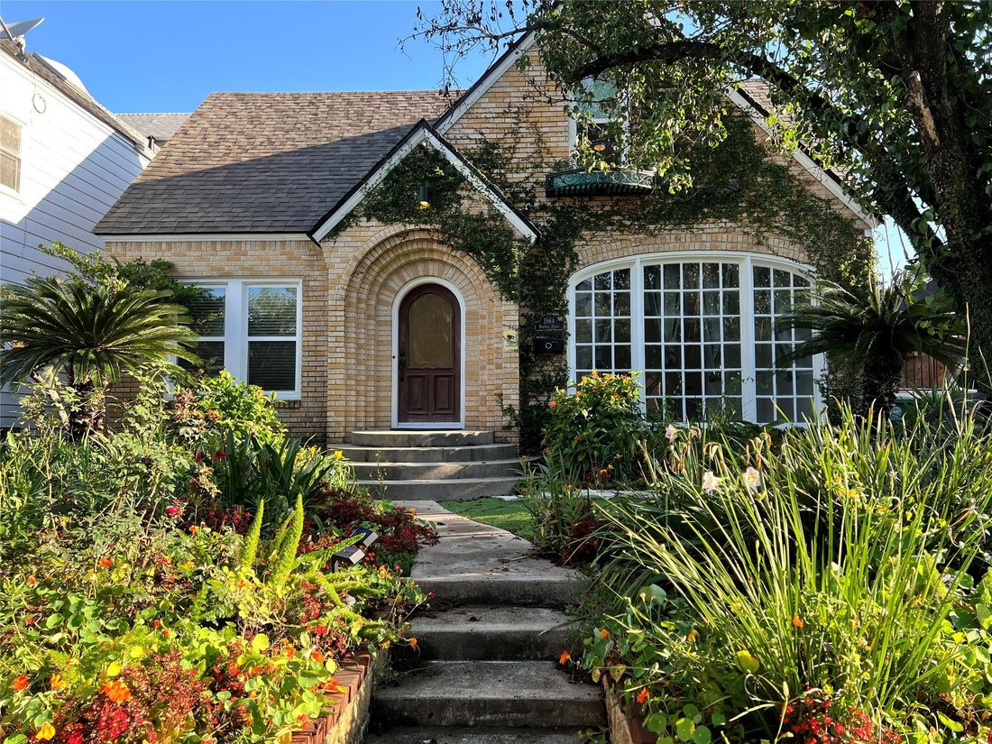House in Houston, Texas, United States 1 - 17852060