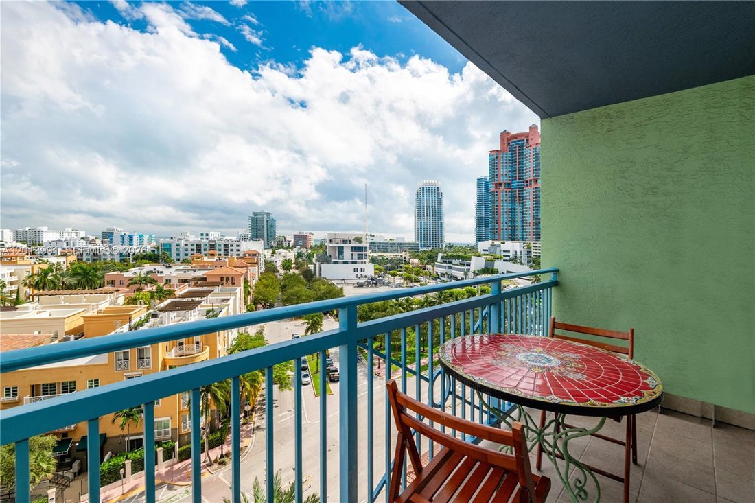 Condo in Miami Beach, Florida, United States 1 - 17855190