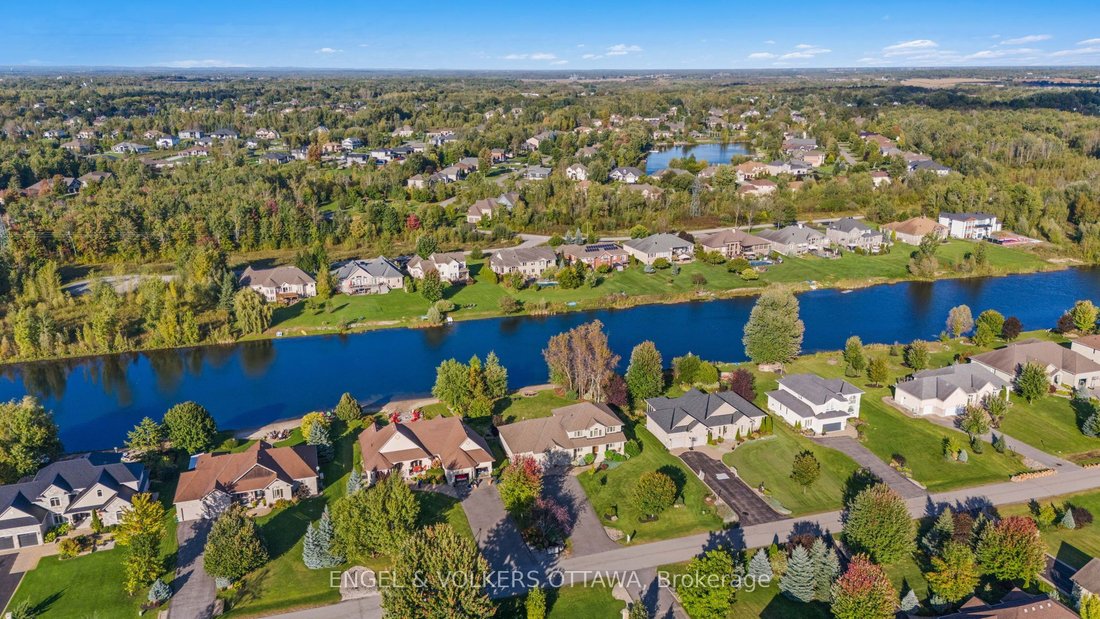 House in Ottawa, Ontario, Canada 5 - 17855849