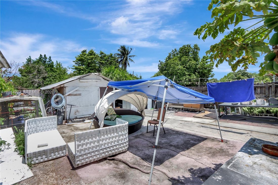 House in Opa-locka, Florida, United States 5 - 17855169