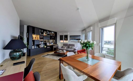 Appartamento a Saint-Sébastien-sur-Loire, Paesi della Loira, Francia 1
