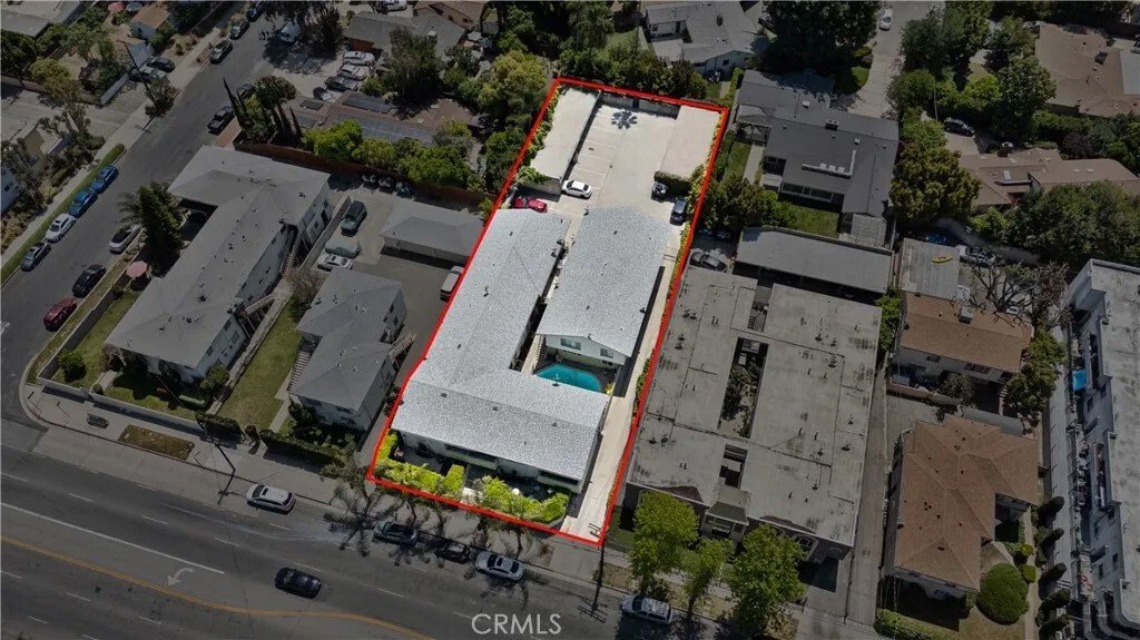 Los Angeles, California, United States 4 - 17855302